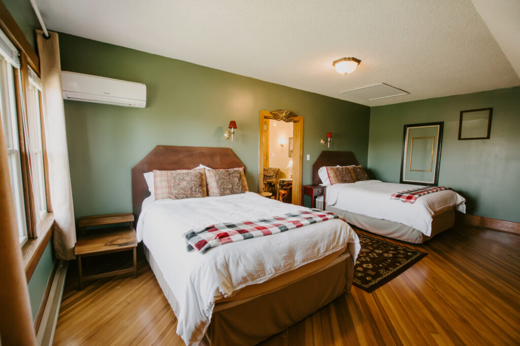 TheLodge1